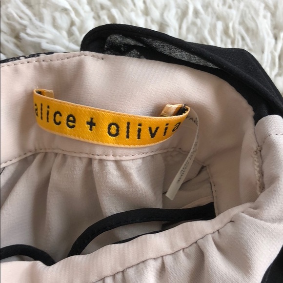 Alice + Olivia Romper size 2 - Picture 7 of 7